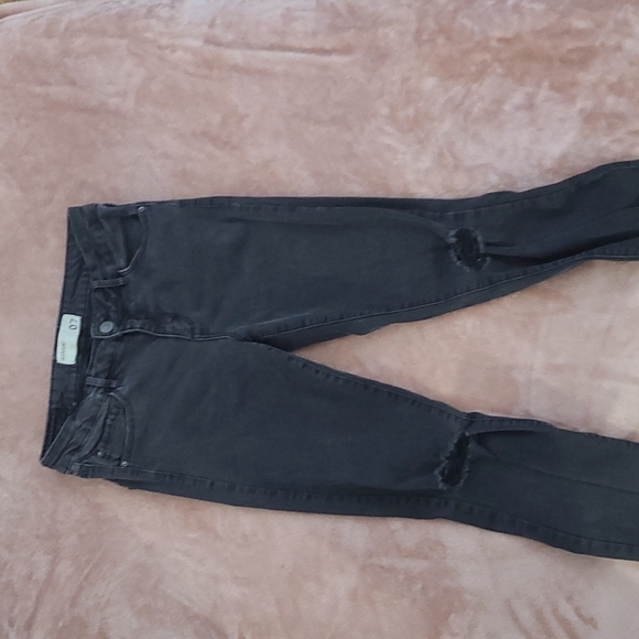 Black Garage jean size 7